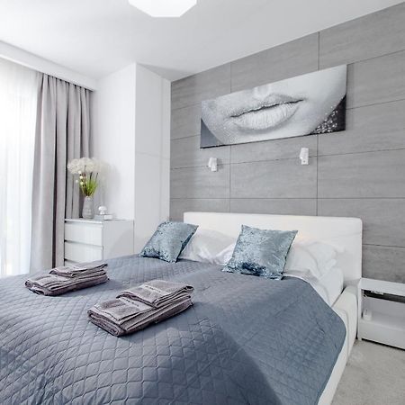 Apartament Linia Komfortu Gardenia Dziwnow Z Widokiem Na Morze Epapartamenty Exteriör bild