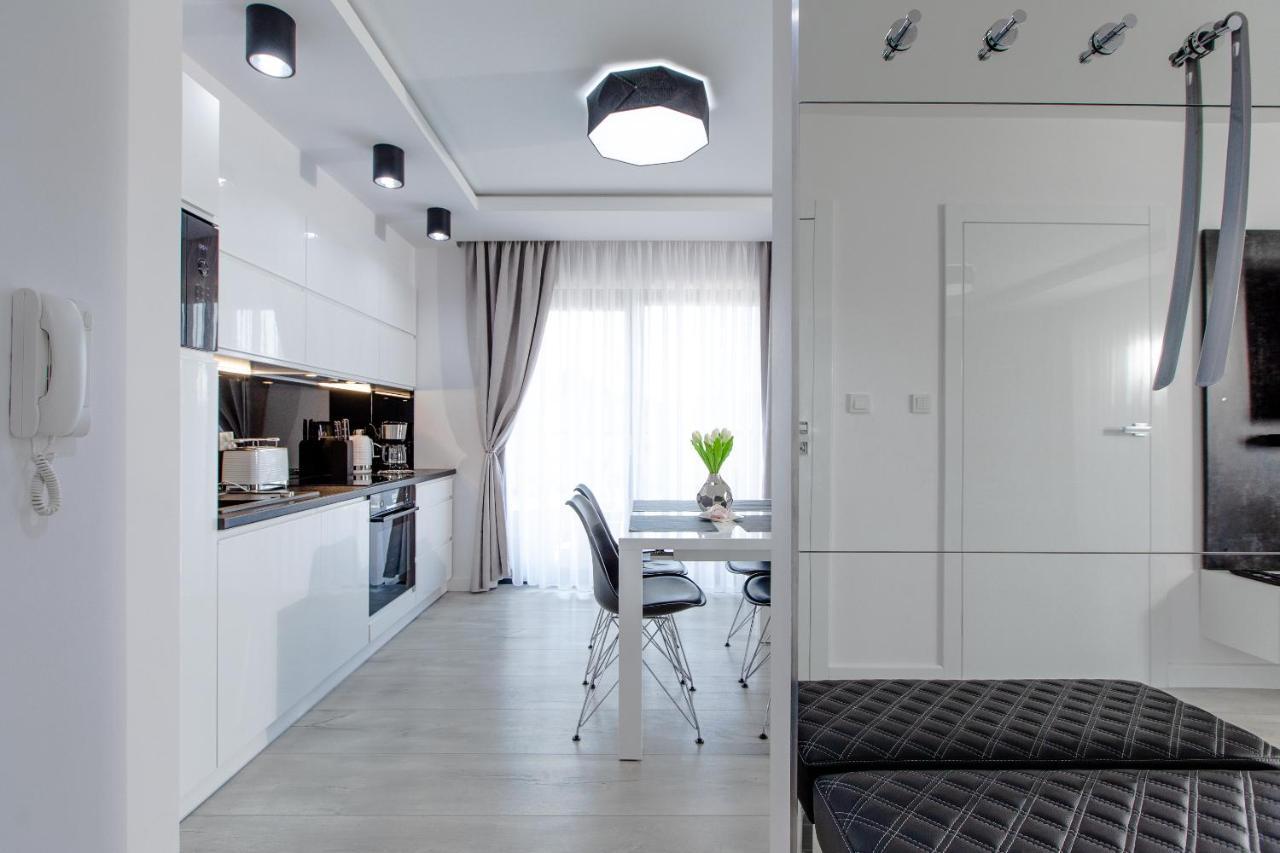 Apartament Linia Komfortu Gardenia Dziwnow Z Widokiem Na Morze Epapartamenty Exteriör bild