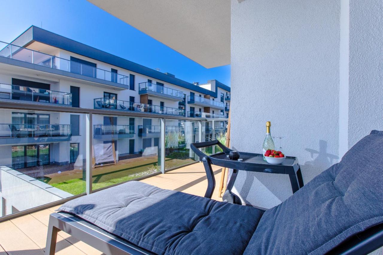 Apartament Linia Komfortu Gardenia Dziwnow Z Widokiem Na Morze Epapartamenty Exteriör bild