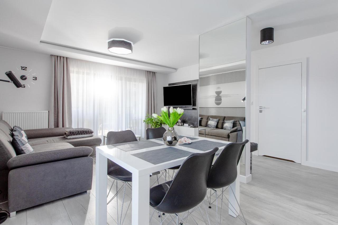 Apartament Linia Komfortu Gardenia Dziwnow Z Widokiem Na Morze Epapartamenty Exteriör bild