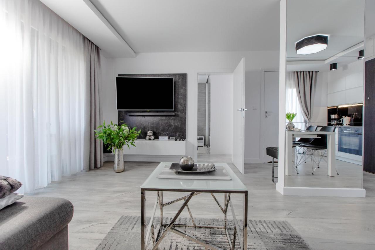 Apartament Linia Komfortu Gardenia Dziwnow Z Widokiem Na Morze Epapartamenty Exteriör bild