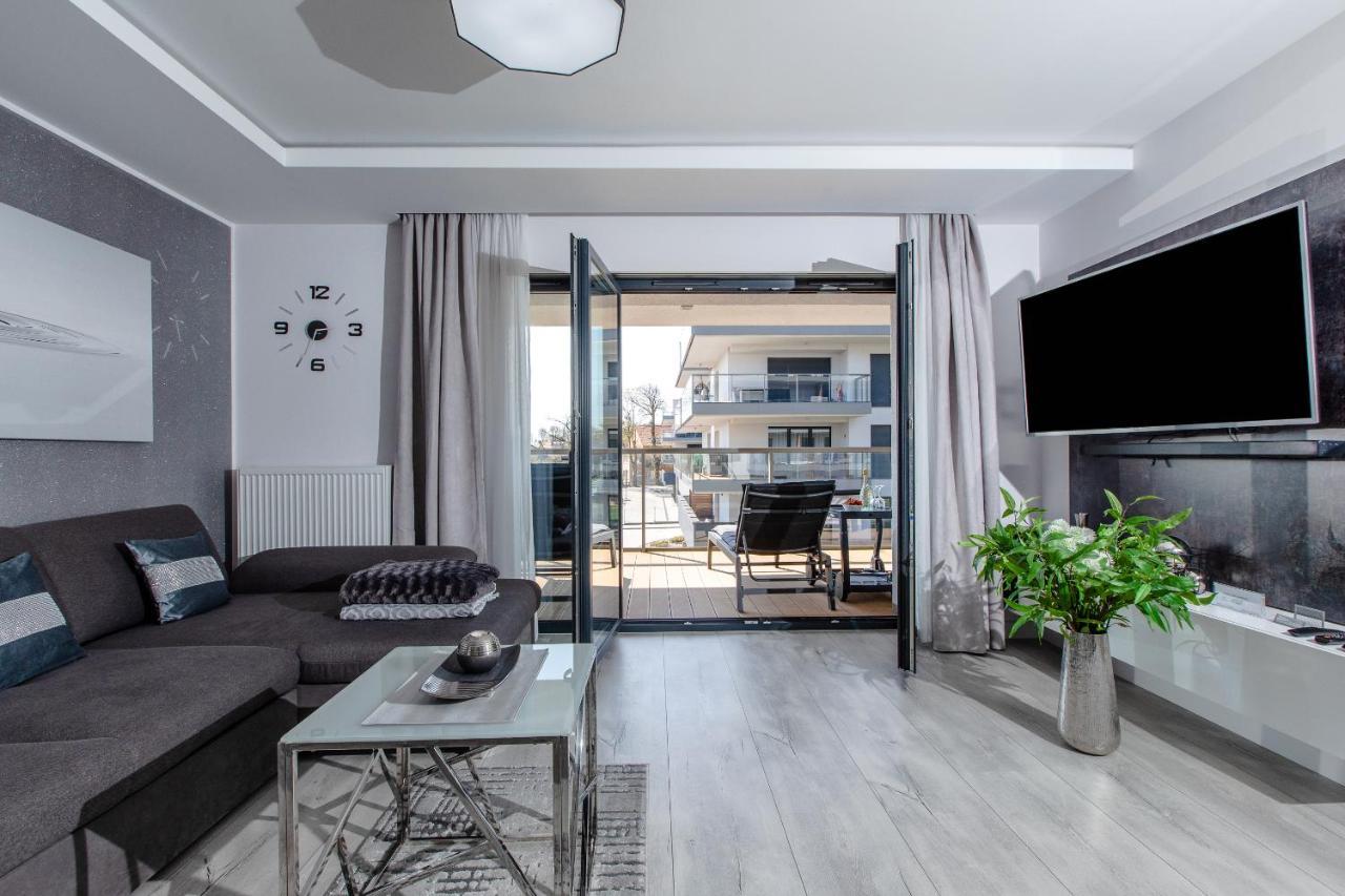 Apartament Linia Komfortu Gardenia Dziwnow Z Widokiem Na Morze Epapartamenty Exteriör bild