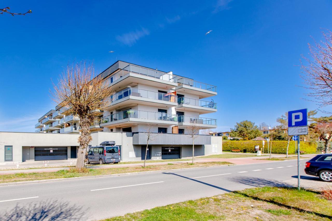 Apartament Linia Komfortu Gardenia Dziwnow Z Widokiem Na Morze Epapartamenty Exteriör bild
