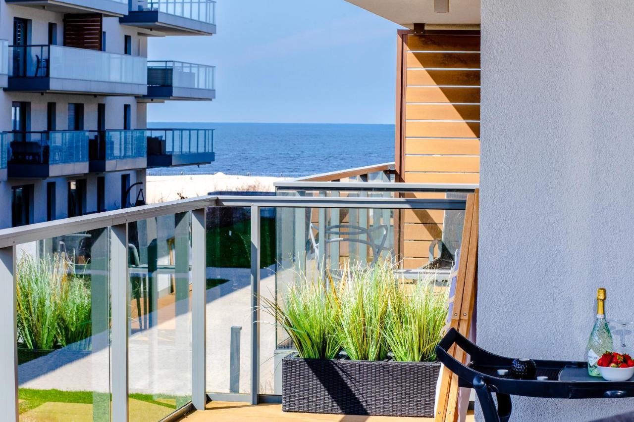 Apartament Linia Komfortu Gardenia Dziwnow Z Widokiem Na Morze Epapartamenty Exteriör bild