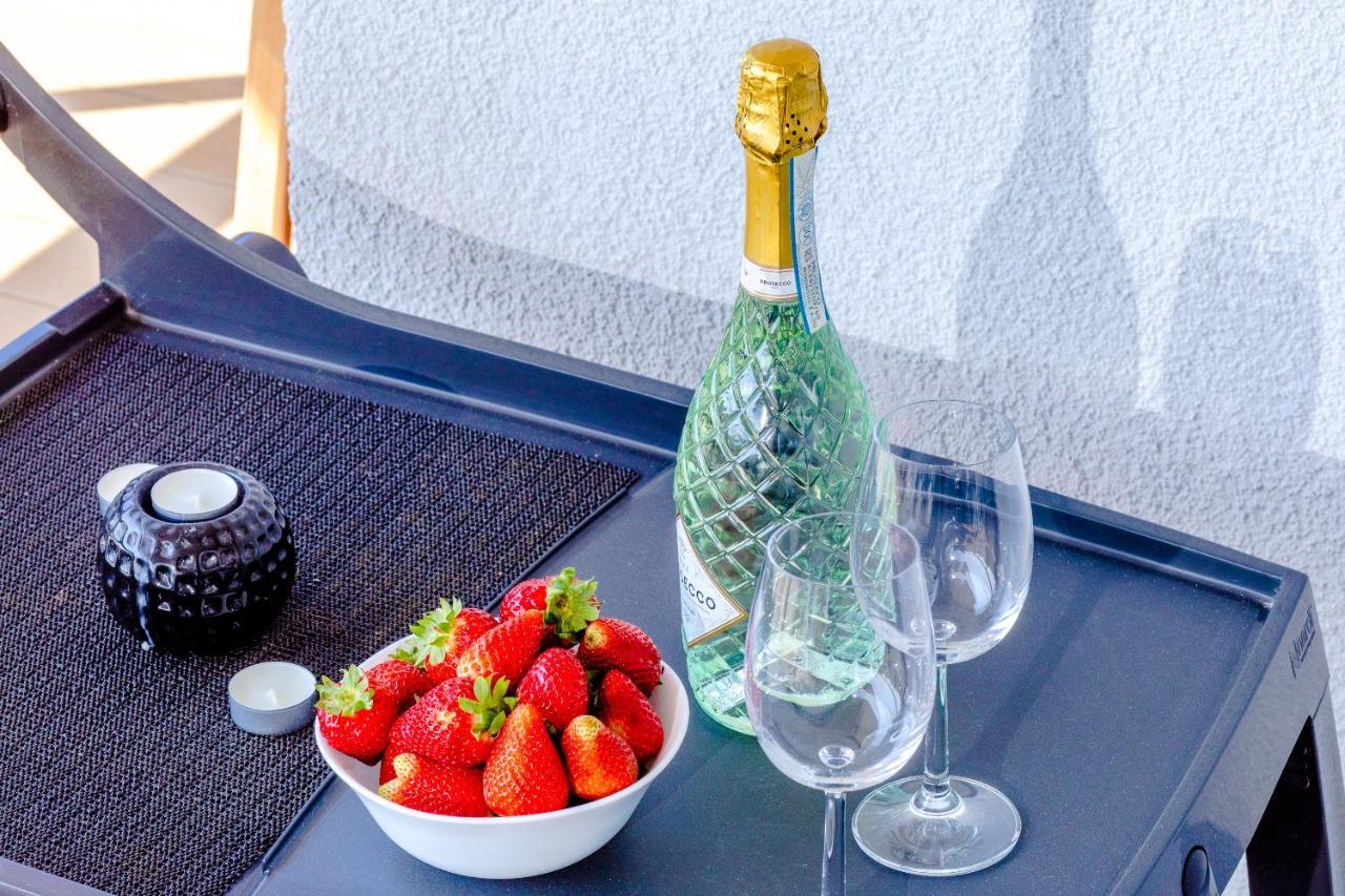 Apartament Linia Komfortu Gardenia Dziwnow Z Widokiem Na Morze Epapartamenty Exteriör bild
