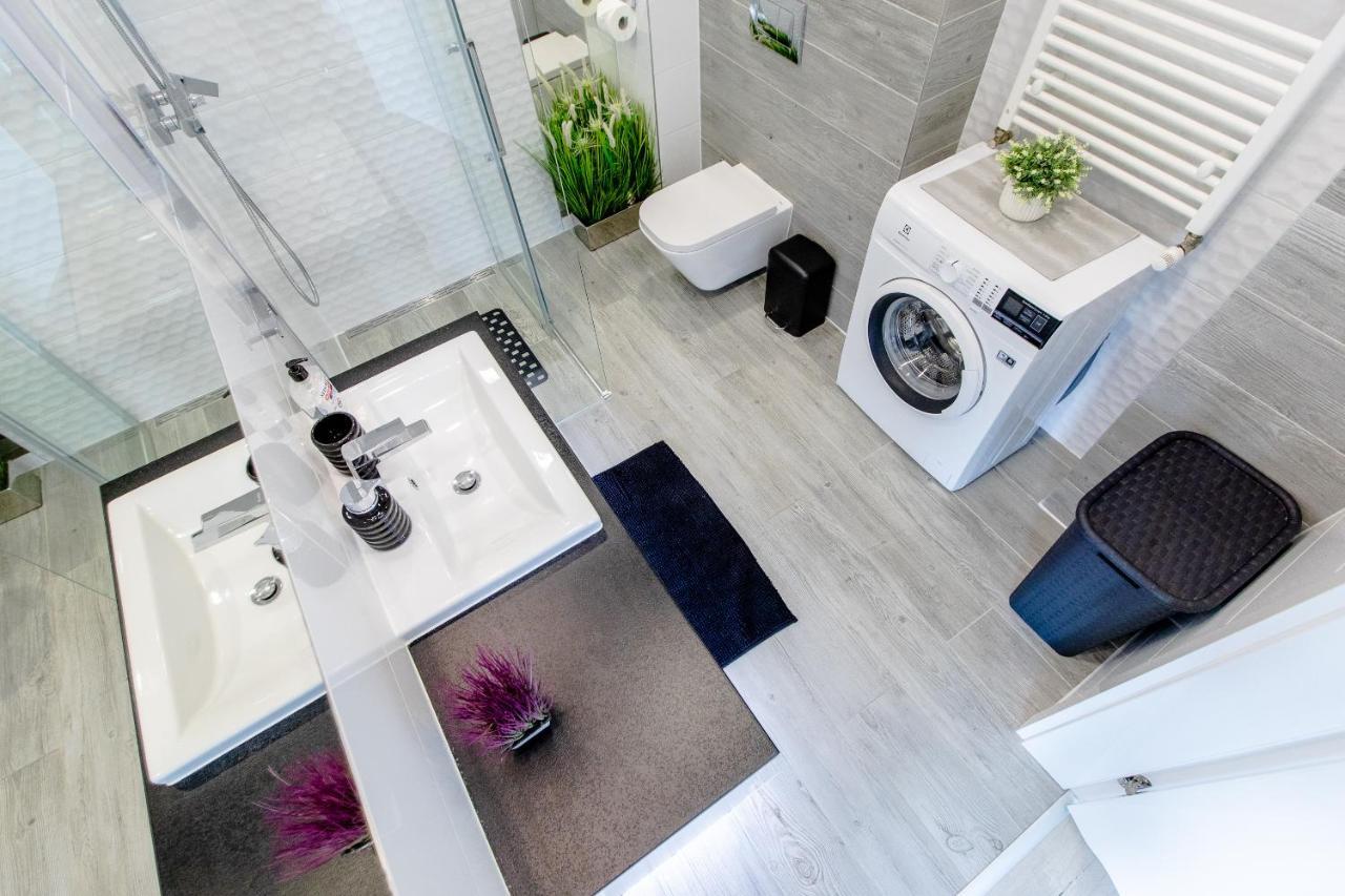 Apartament Linia Komfortu Gardenia Dziwnow Z Widokiem Na Morze Epapartamenty Exteriör bild
